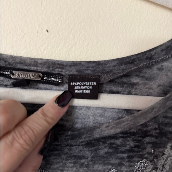 Miss Me Black and Gray Cap Sleeve Embellished Blouse, size S - Picture 4 of 10